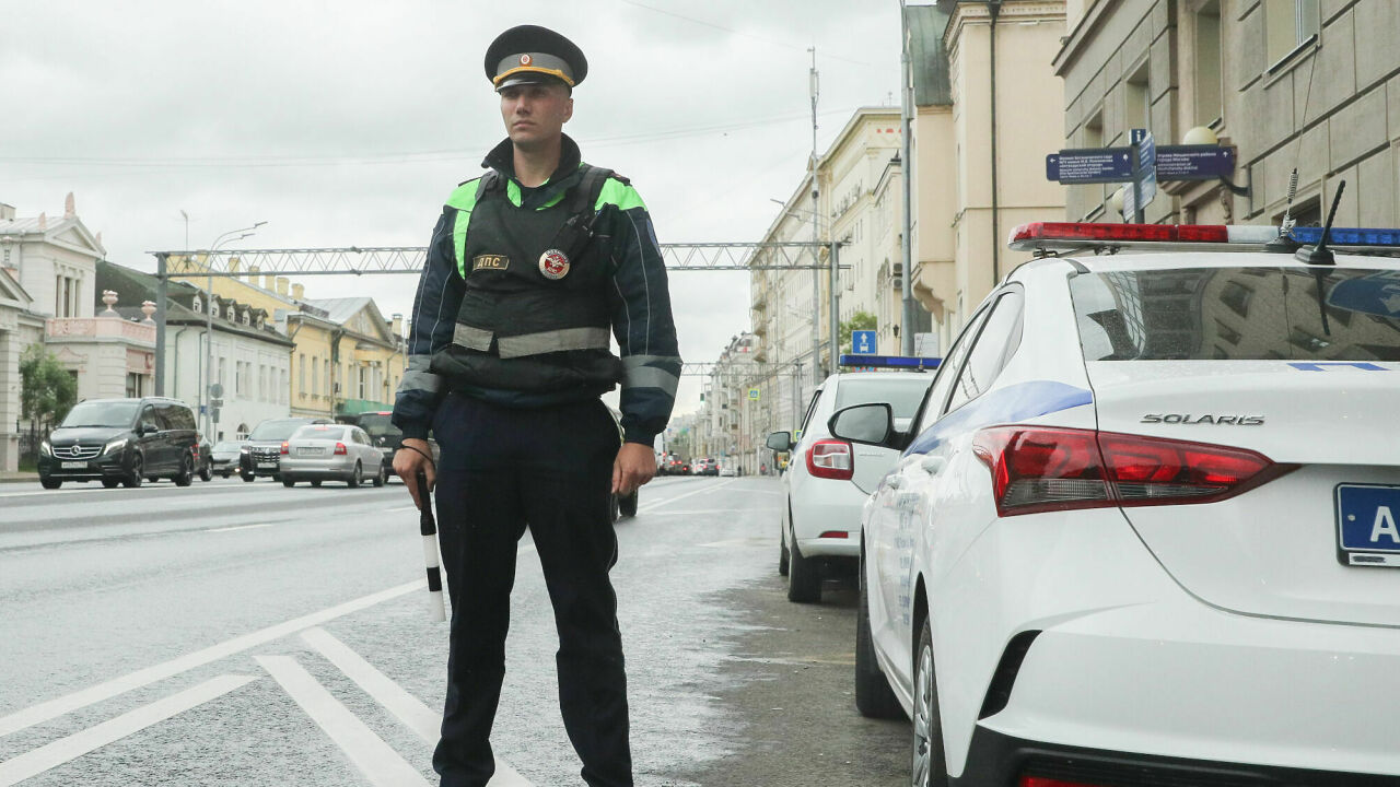 Зимние ужесточения: ГИБДД будет «сажать» за «неправильные» и подержанные  шины - АвтоВзгляд