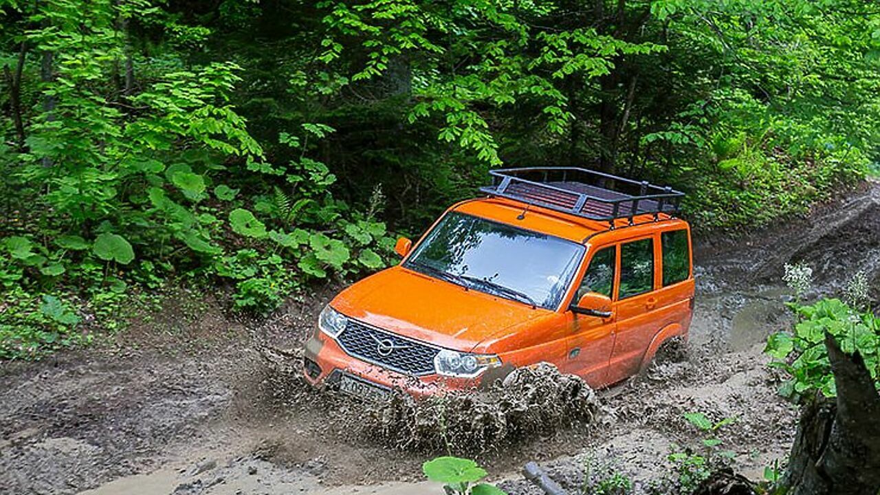 УАЗ остановил производство ряда автомобилей из-за проблем с комплектующими  - АвтоВзгляд