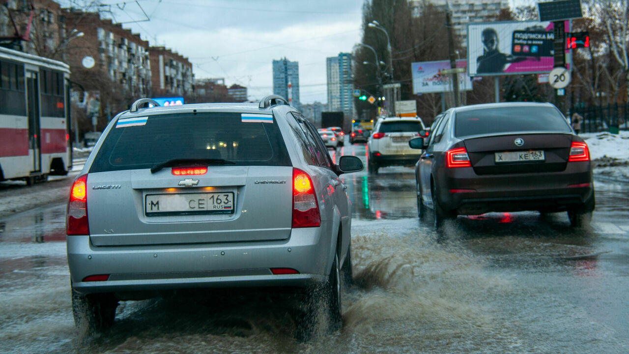 Огромный штраф. Езда в грозу на автомобиле. Холодная пробка.