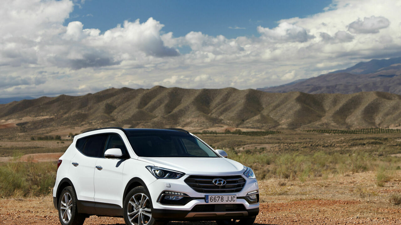 Чем огорчит престижный Hyundai Santa Fe с пробегом - АвтоВзгляд