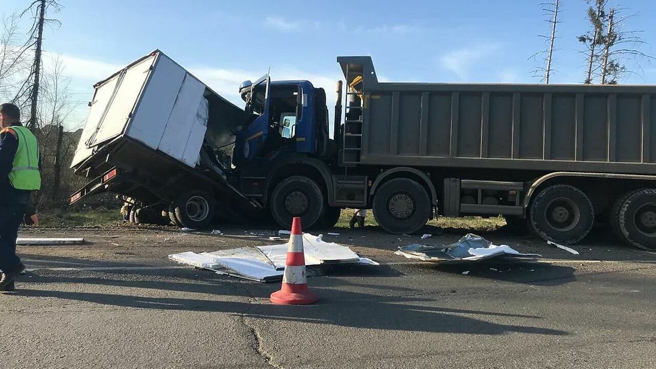 Гонки на выбывание: почему полисы ОСАГО и КАСКО стали туалетной бумагой -  АвтоВзгляд