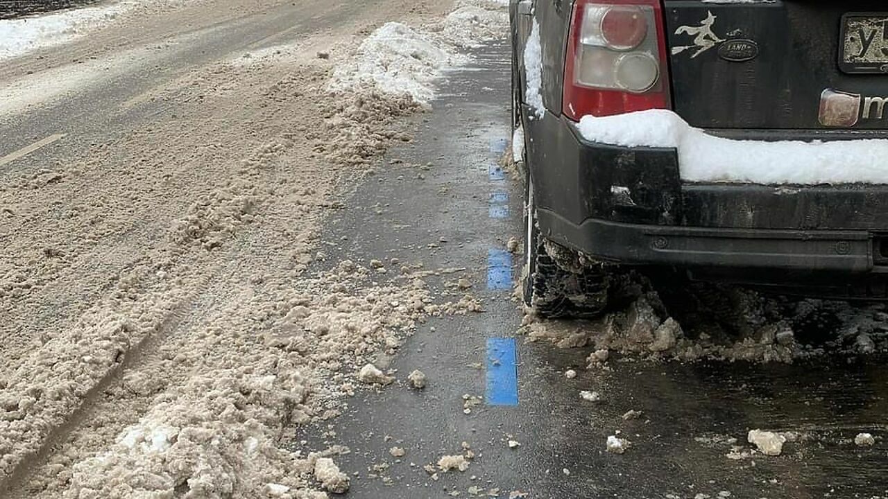 Чем опасна для водителей синяя разметка на проезжей части - АвтоВзгляд