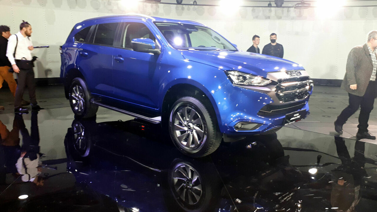 Isuzu mu x 2015