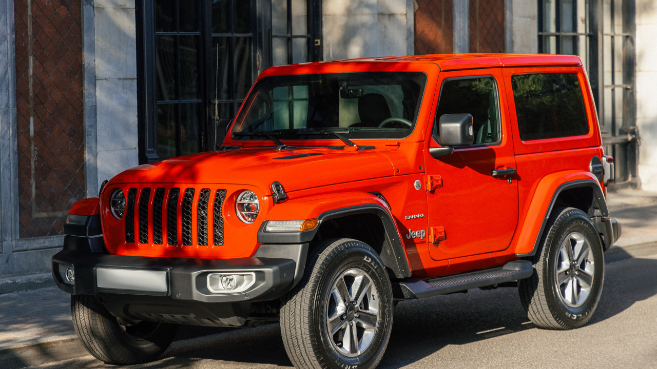 В московском каршеринге появились бескомпромиссные внедорожники Jeep  Wrangler Sahara - АвтоВзгляд