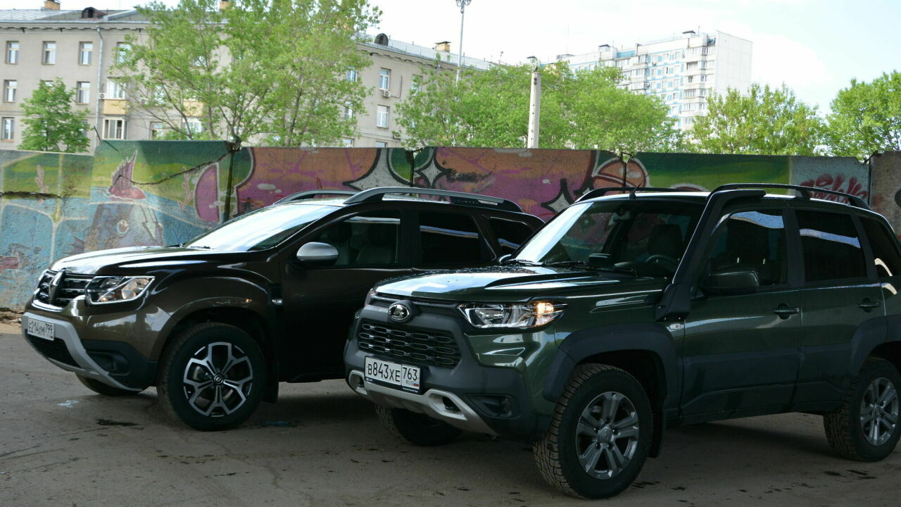 Битва реинкарнаций: сравнительный тест LADA Niva Travel и Renault Duster -  АвтоВзгляд