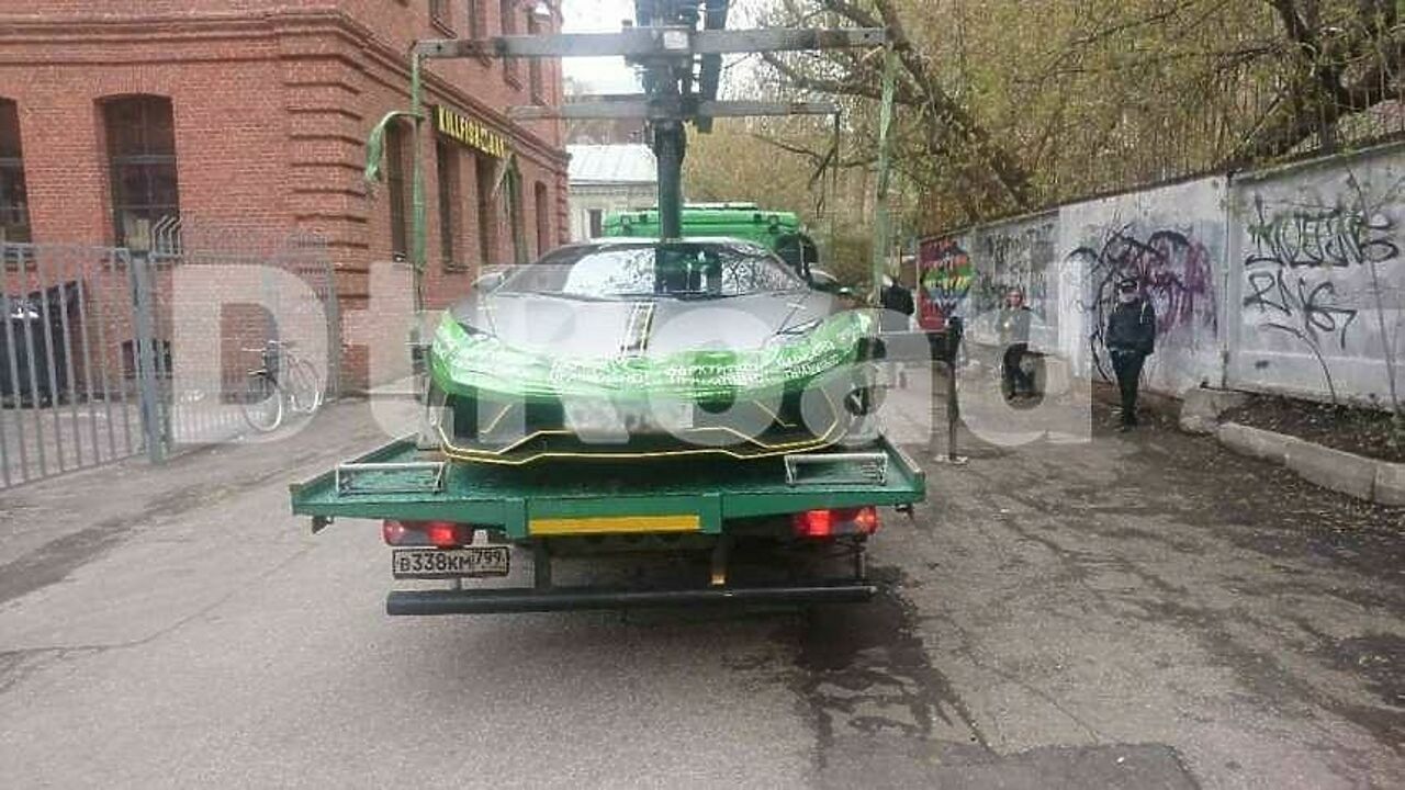 Дептранс попиарился на эвакуации Lamborghini Анастасии Ивлеевой - АвтоВзгляд