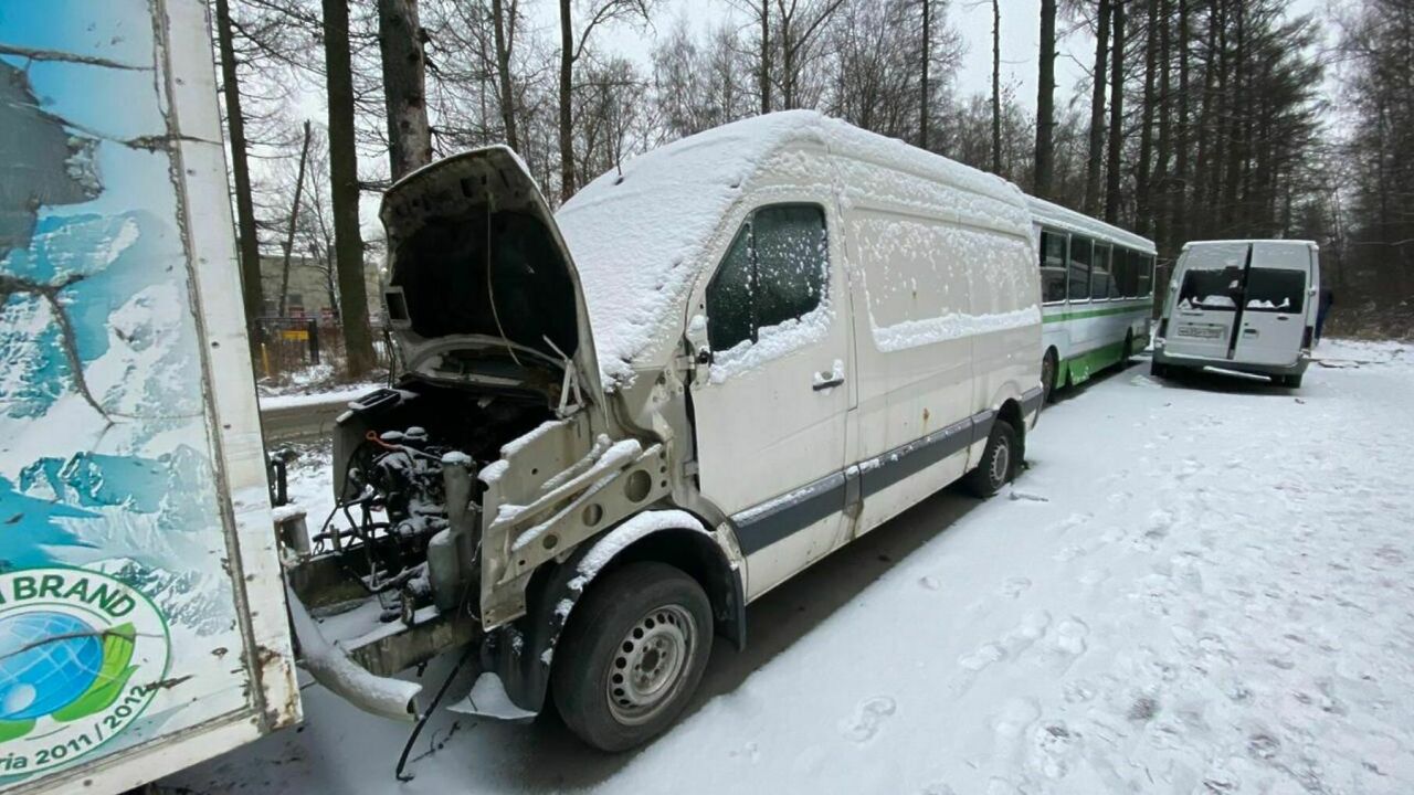 Автомобильные свалки в Москве и Подмосковье, где умирают удивительные машины  - АвтоВзгляд