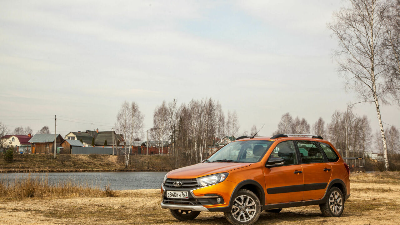 Все плюсы и минусы новой Kalina Stepway: длительный тест-драйв LADA Granta  Cross - АвтоВзгляд