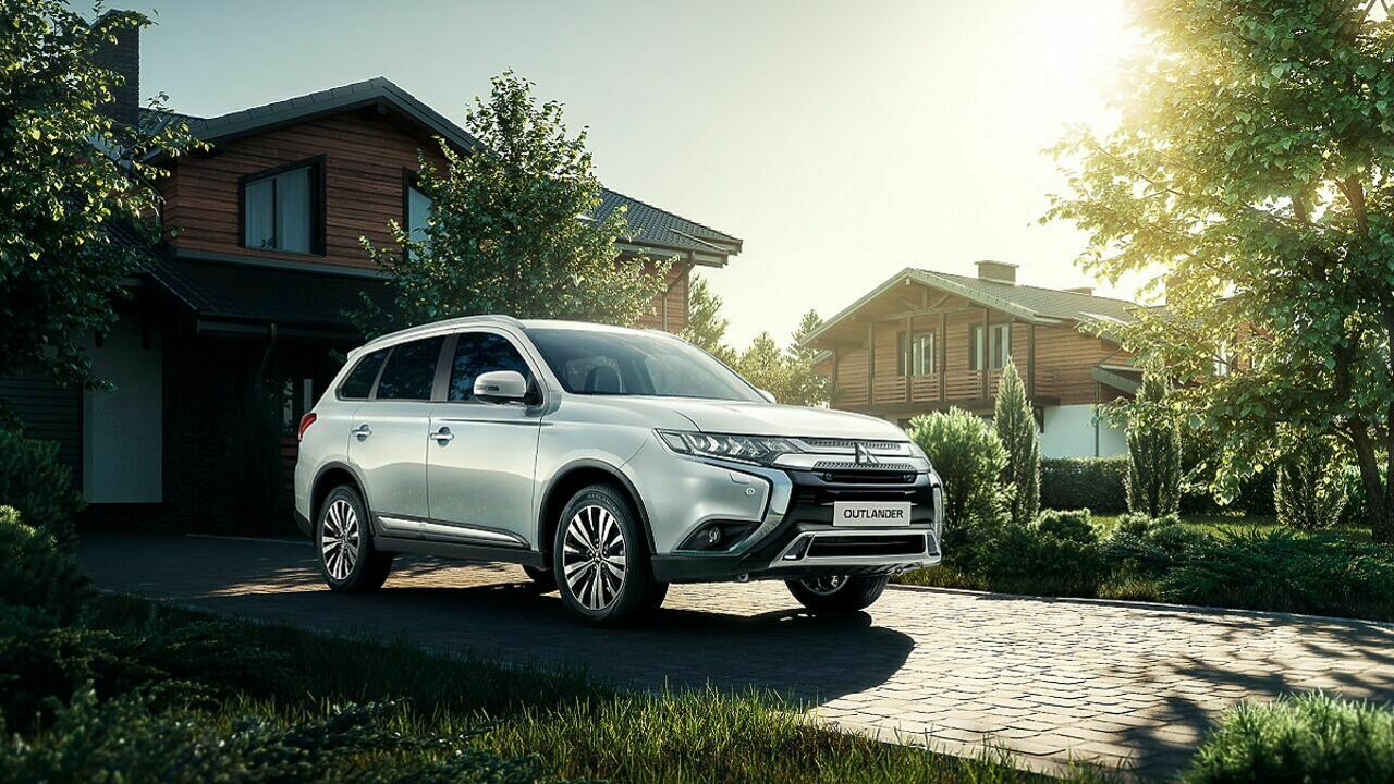 Первое знакомство с обновленным Mitsubishi Outlander - АвтоВзгляд