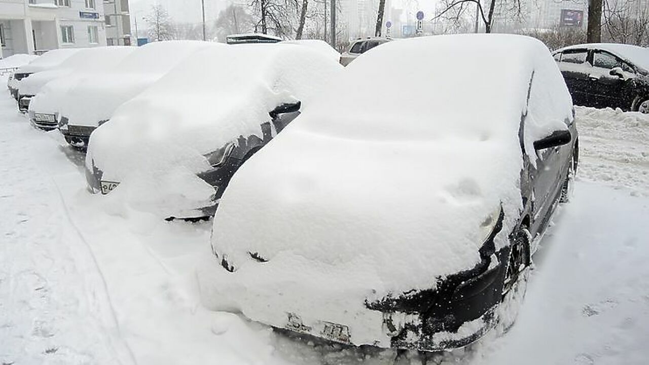 4 неординарных, но крайне полезных способа применить спирт в автомобиле  осенью-зимой - АвтоВзгляд