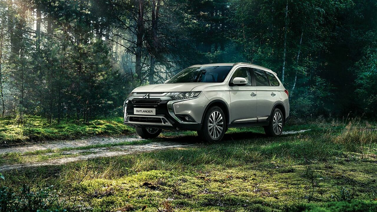 В Россию едет семиместный Mitsubishi Outlander - АвтоВзгляд