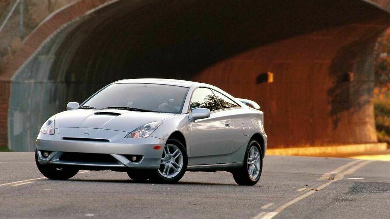 Toyota Celica: подсчитаны все купе и кабриолеты в России - АвтоВзгляд