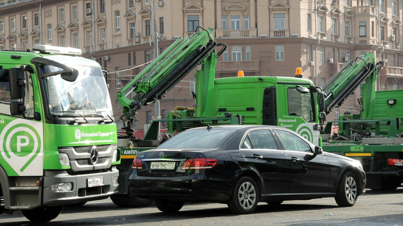 Как шакалят крымские эвакуаторщики, обдирая отдыхающих - АвтоВзгляд