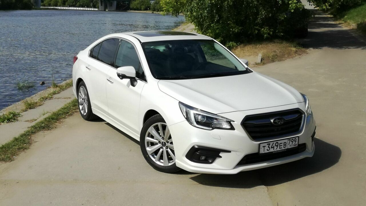 Тест-драйв Subaru Legacy: крепкий семьянин - АвтоВзгляд