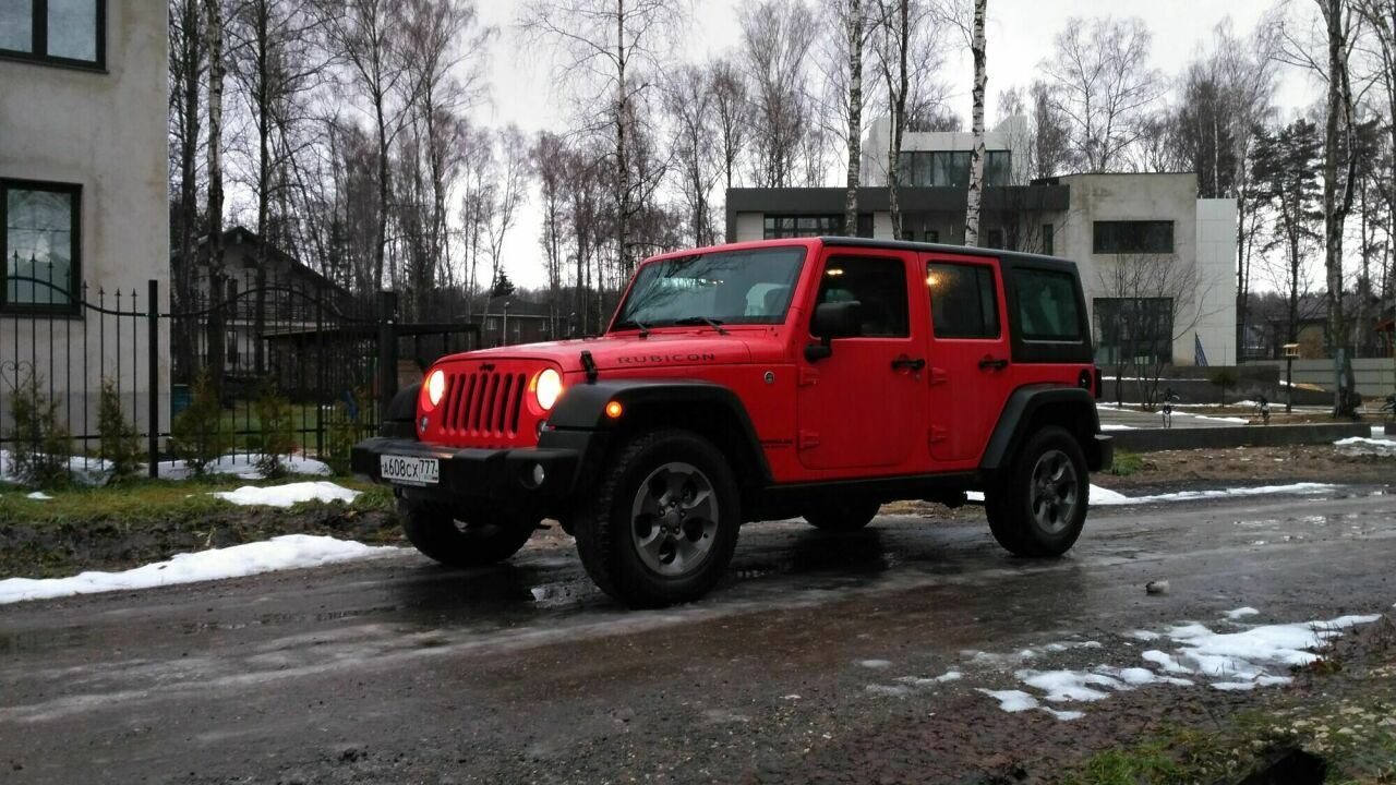 Тест-драйв Jeep Wrangler Rubicon Unlimited: если в штанах есть папа Джонс -  АвтоВзгляд