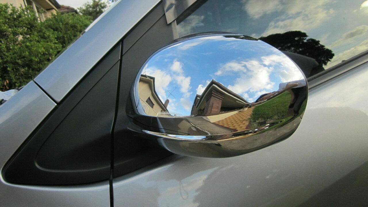 Ремонт бокового зеркала авто