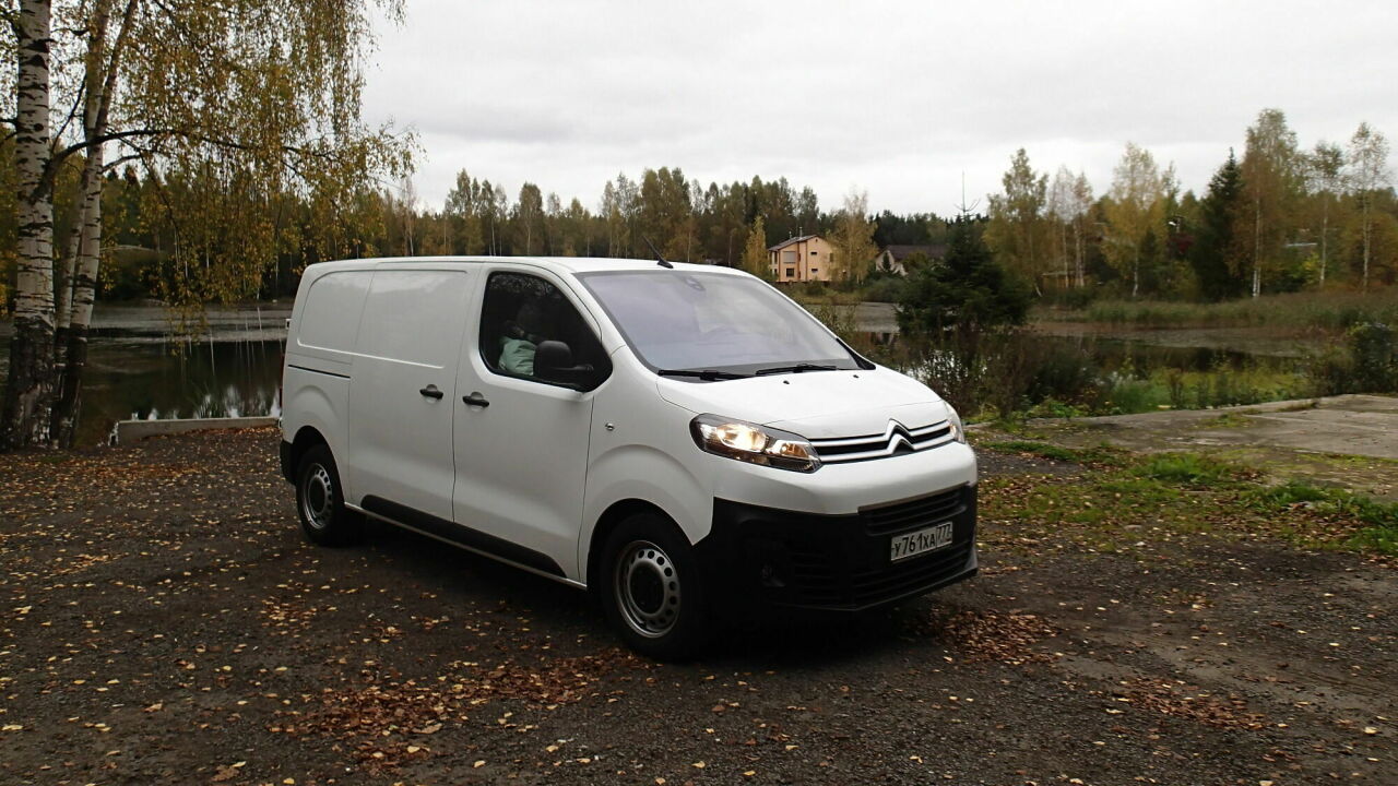 Тест-драйв Citroen Jumpy: коммерсант с чувством прекрасного - АвтоВзгляд