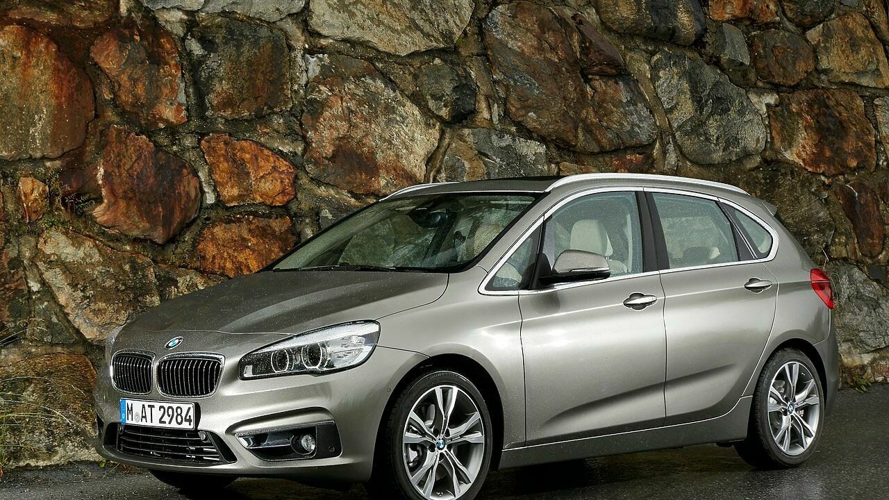 Тест-драйв BMW 218i Active Tourer: инородное тело - АвтоВзгляд