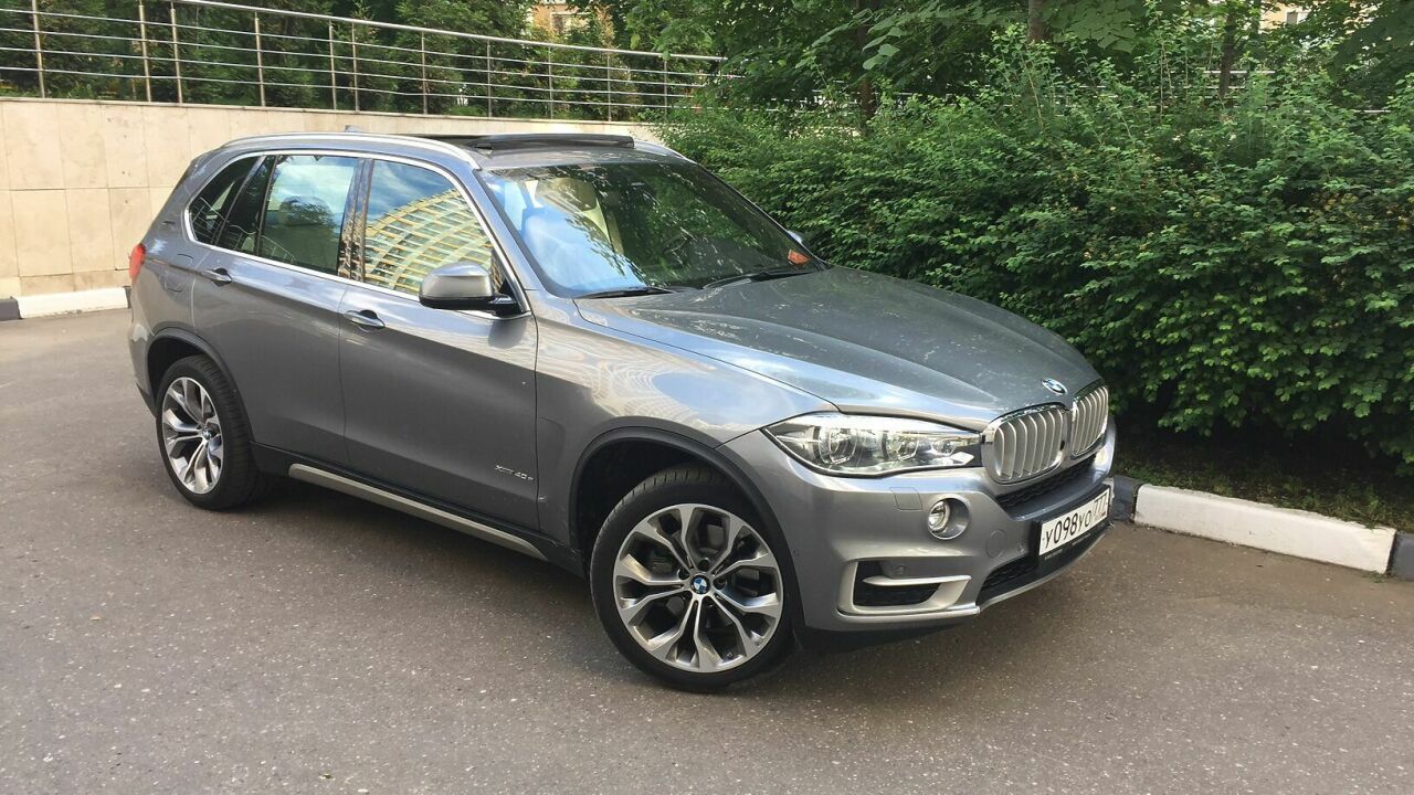 Тест-драйв кроссовера BMW X5 xDrive40e: премиальный троллейбус - АвтоВзгляд