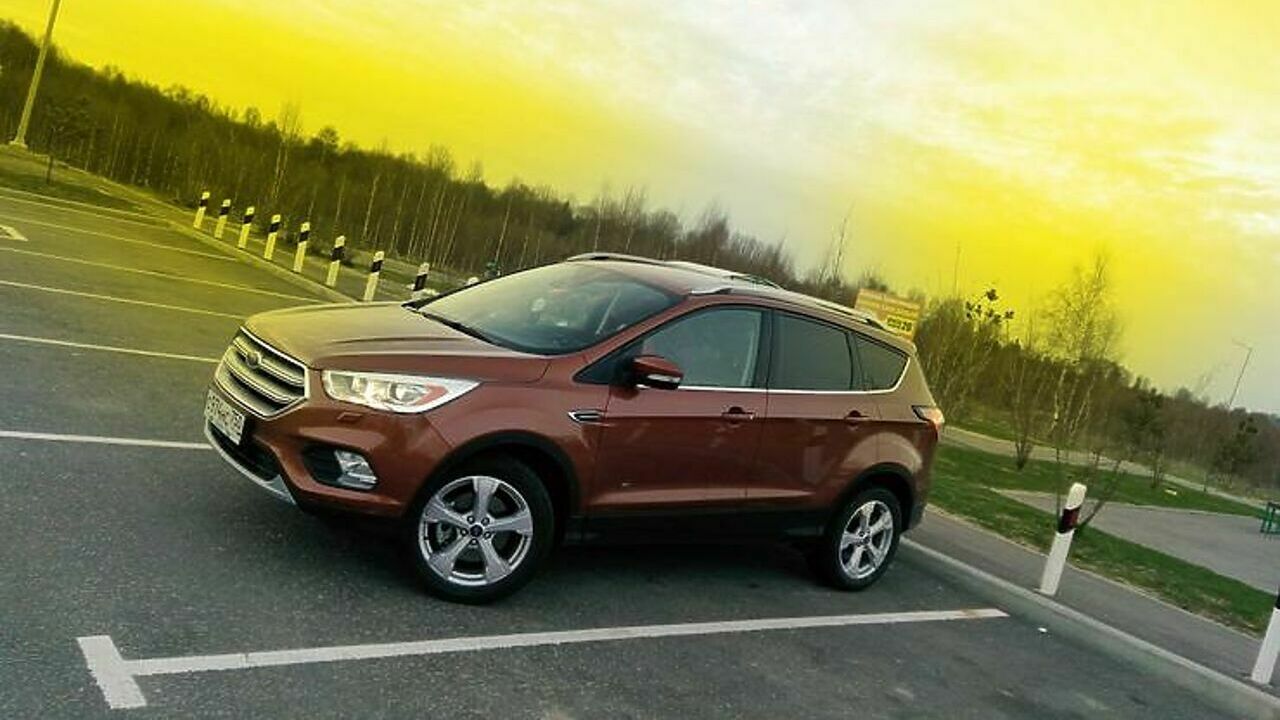 Шибко умный: тест-драйв обновленного кроссовера Ford Kuga - АвтоВзгляд