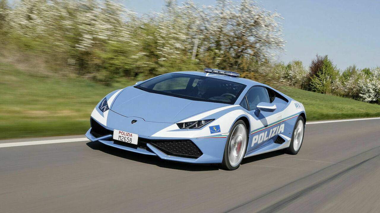 Lamborghini Huracan поступил на службу полиции - АвтоВзгляд