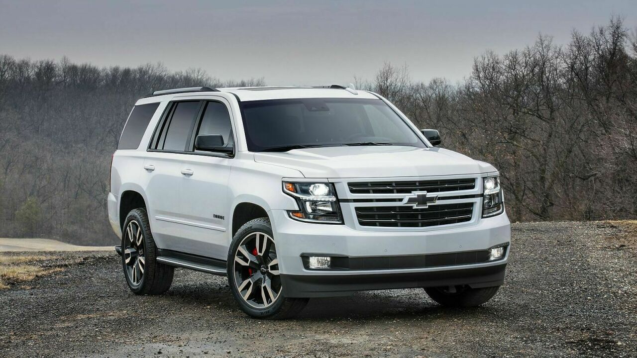 Chevrolet Tahoe и Suburban обзавелись «спортивными» версиями RST -  АвтоВзгляд