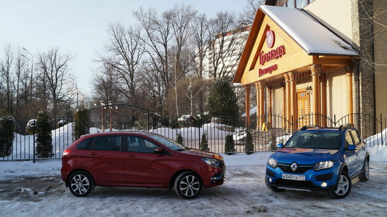 Что выбрать: LADA XRAY или «родственный» Renault Sandero Stepway -  АвтоВзгляд