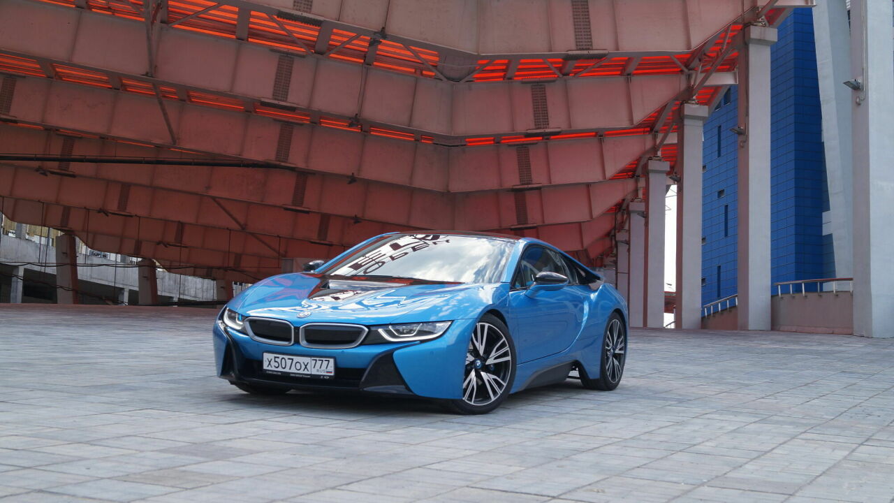 Тест-драйв BMW i8: ты прекрасна, спору нет - АвтоВзгляд