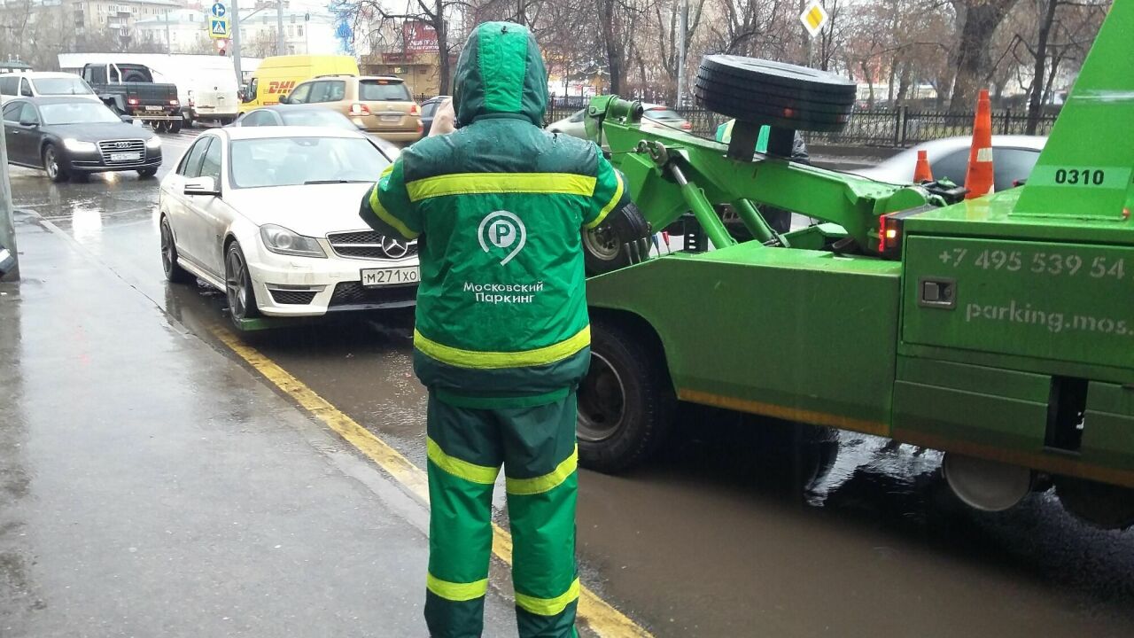 Московская система платной парковки доказала свою неэффективность -  АвтоВзгляд