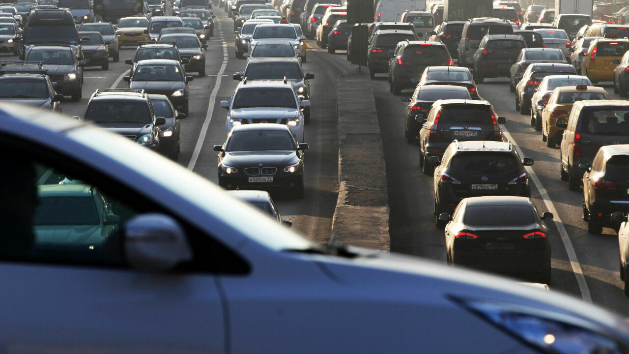 Почему по четвергам Москва встает в самых глухих пробках - АвтоВзгляд