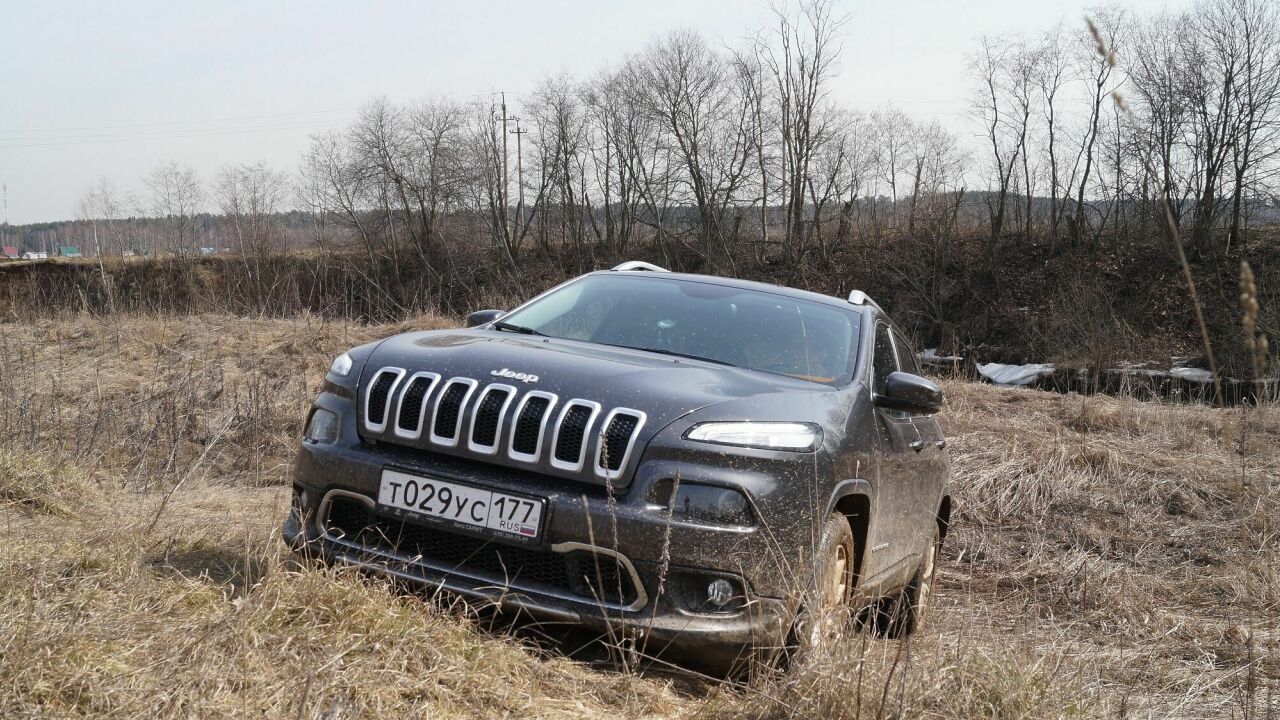 Jeep Cherokee: теперь еще и с дизелем - АвтоВзгляд