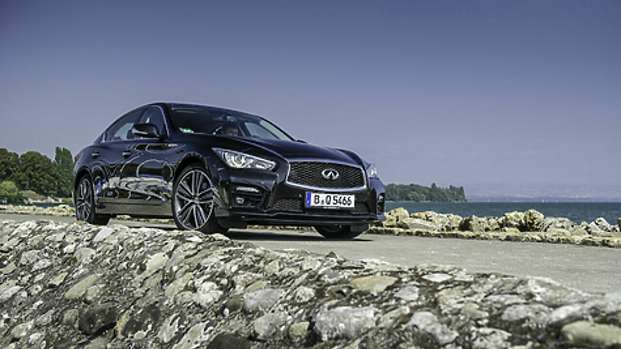 Infiniti Q50: немецкий козырь - АвтоВзгляд