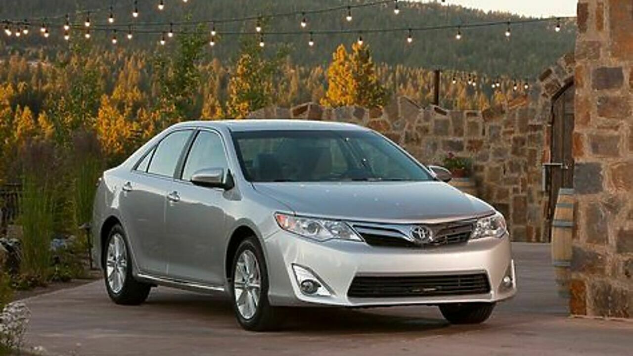 Toyota Camry опасна для жизни - АвтоВзгляд