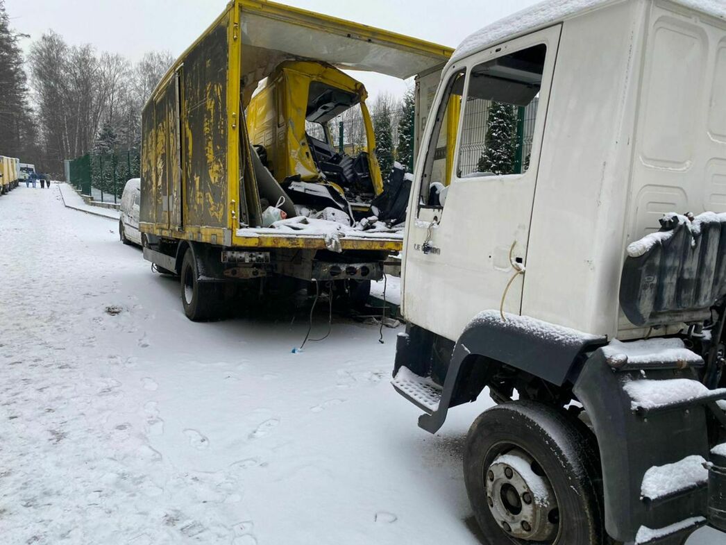 Автомобильные свалки в Москве и Подмосковье, где умирают удивительные машины  - АвтоВзгляд