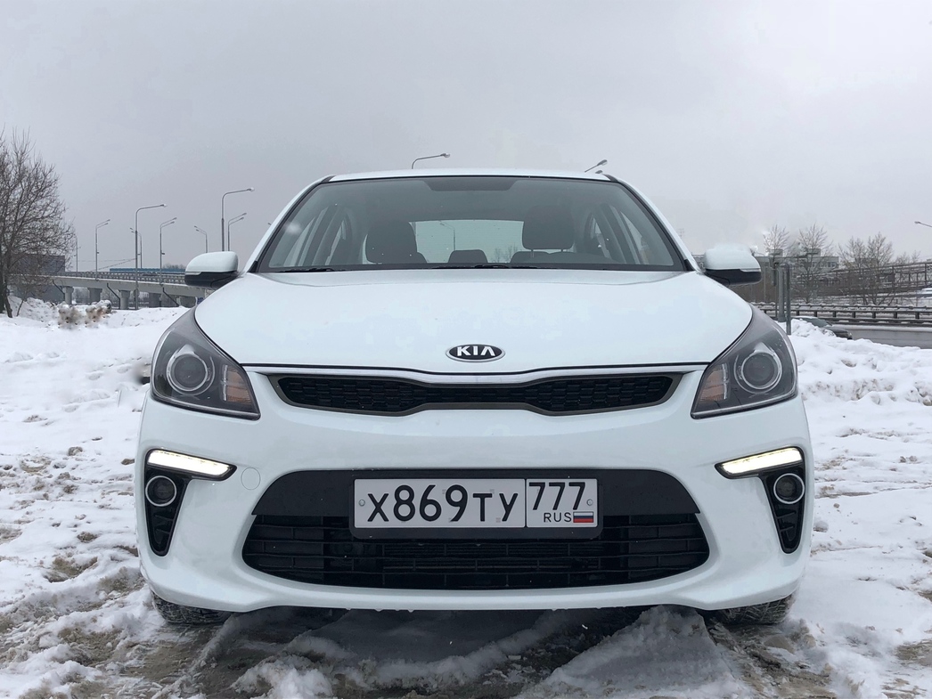 Машина для Бонда: длительный тест-драйв KIA Rio - АвтоВзгляд