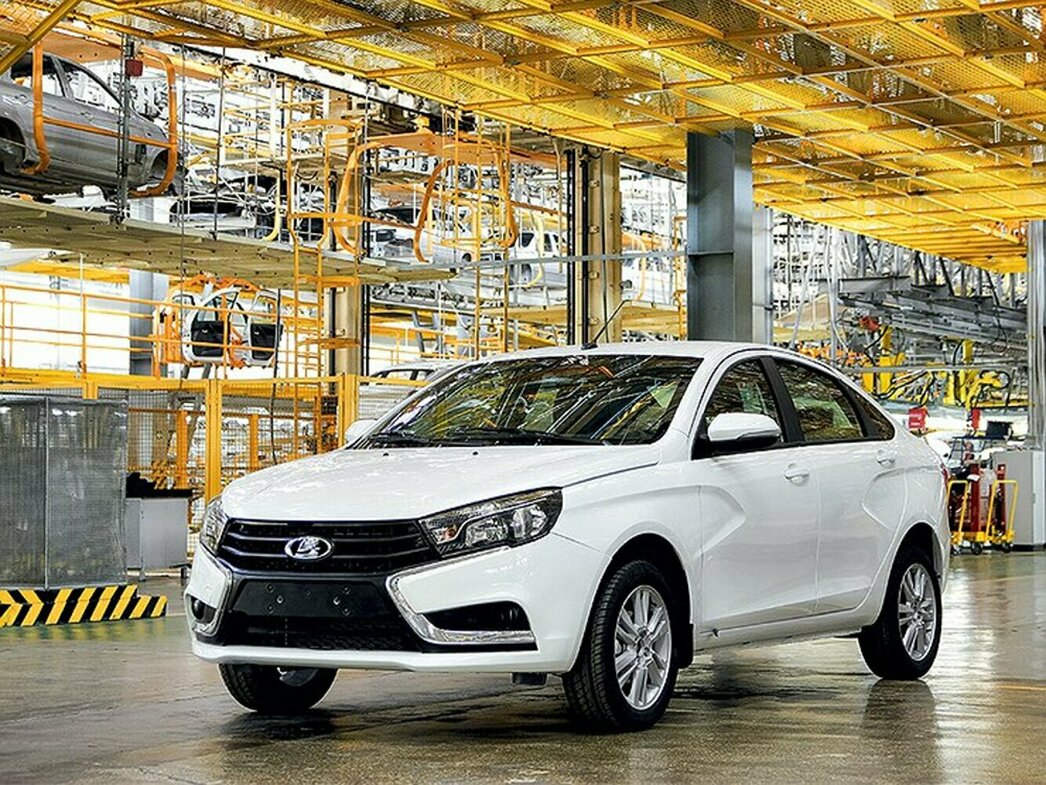 Почему LADA Vesta не догоняет. Конкурентов - АвтоВзгляд