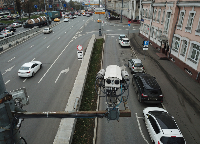 Стало известно, сколько камер ГИБДД установлено на дорогах России