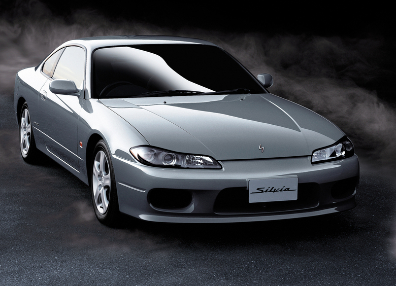 Nissan задумался о возрождении культовой Silvia